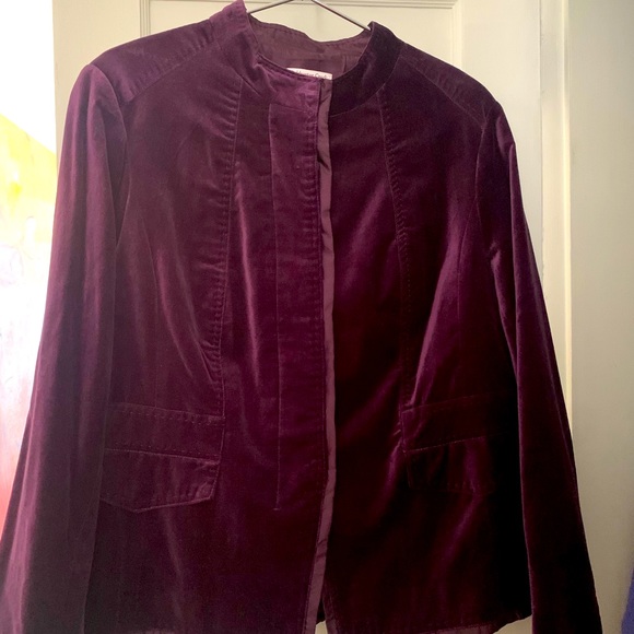 Velvet Jacket - Picture 2 of 6